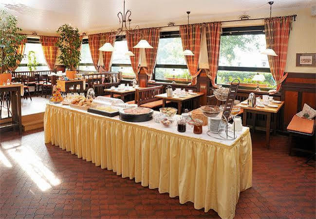 Hotel Grasbrunner Hof Bagian luar foto